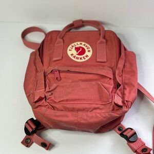 Fjallraven Kanken Small Backpack Pink